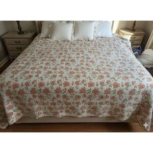 VTG Laura Ashley Country Shabby Chic Floral Print Quilted Queen/Full Bed Spread